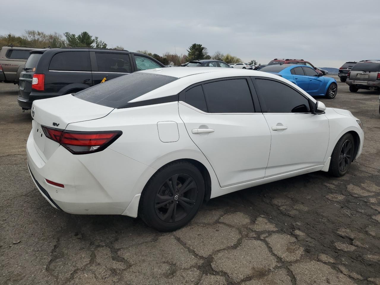 2020 NISSAN SENTRA SV - Фото 3