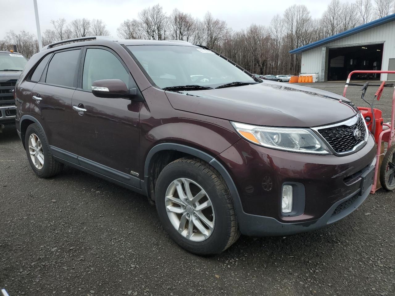 2014 KIA SORENTO LX - Image 4