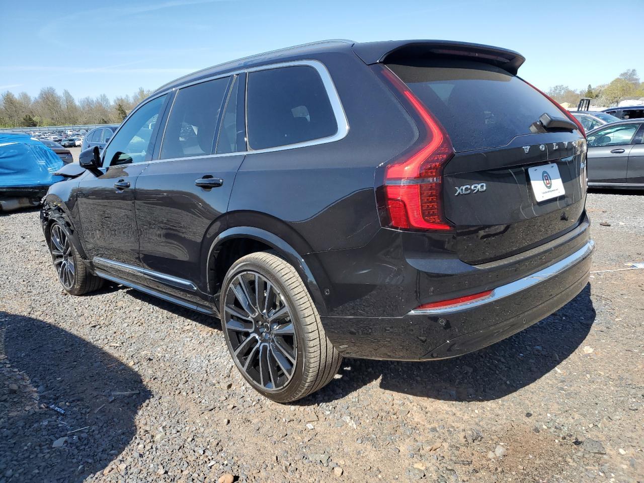2025 VOLVO XC90 ULTRA - Image 2