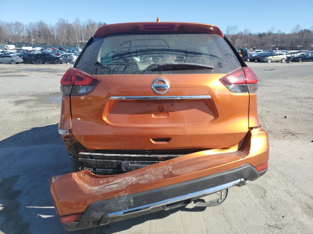 2017 NISSAN ROGUE S - Image 6