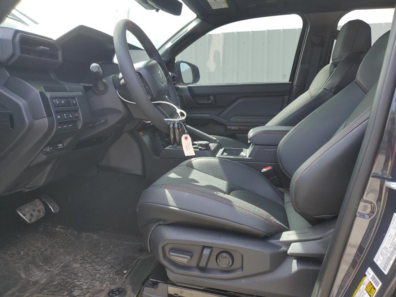 2024 TOYOTA TACOMA DOU - Фото 7
