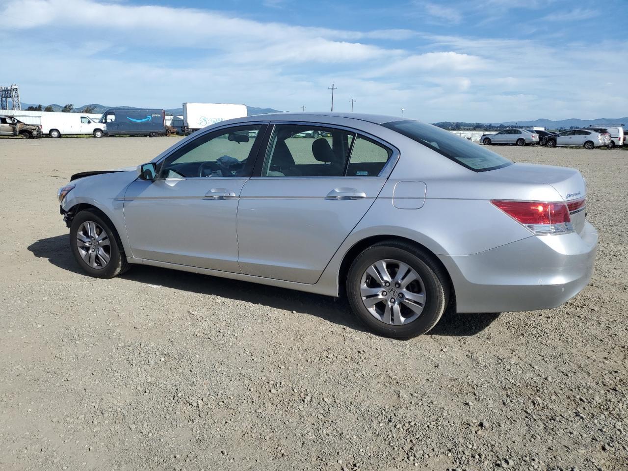 2011 HONDA ACCORD LXP - Фото 2