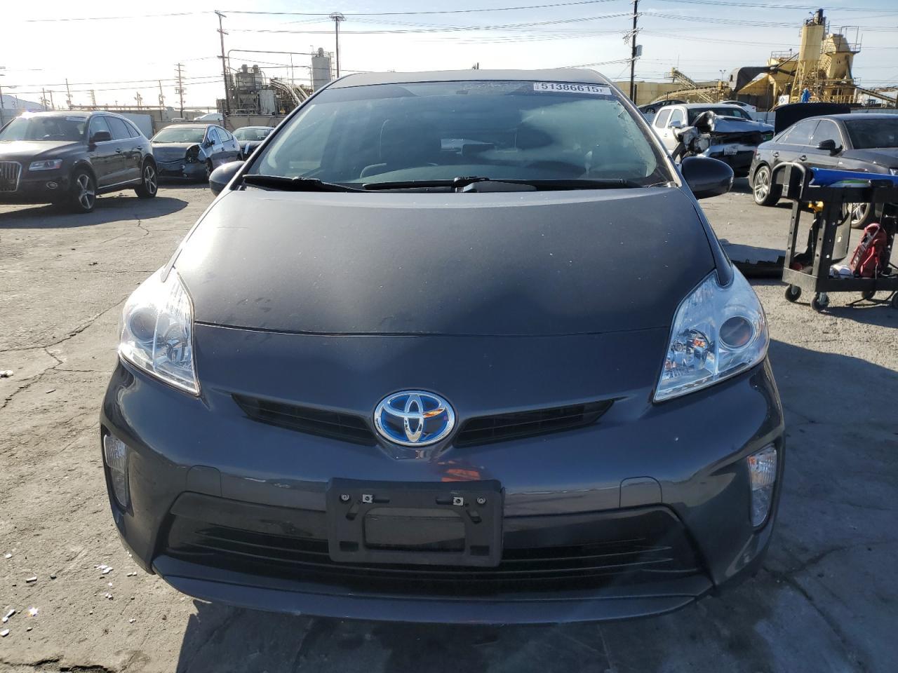2015 TOYOTA PRIUS - Image 5