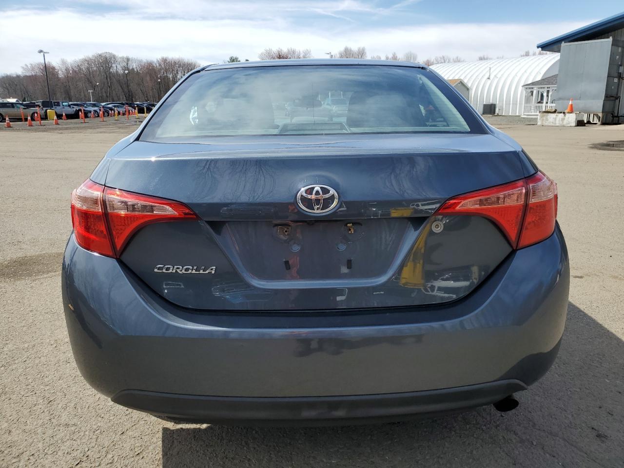 2018 TOYOTA COROLLA L - Фото 6