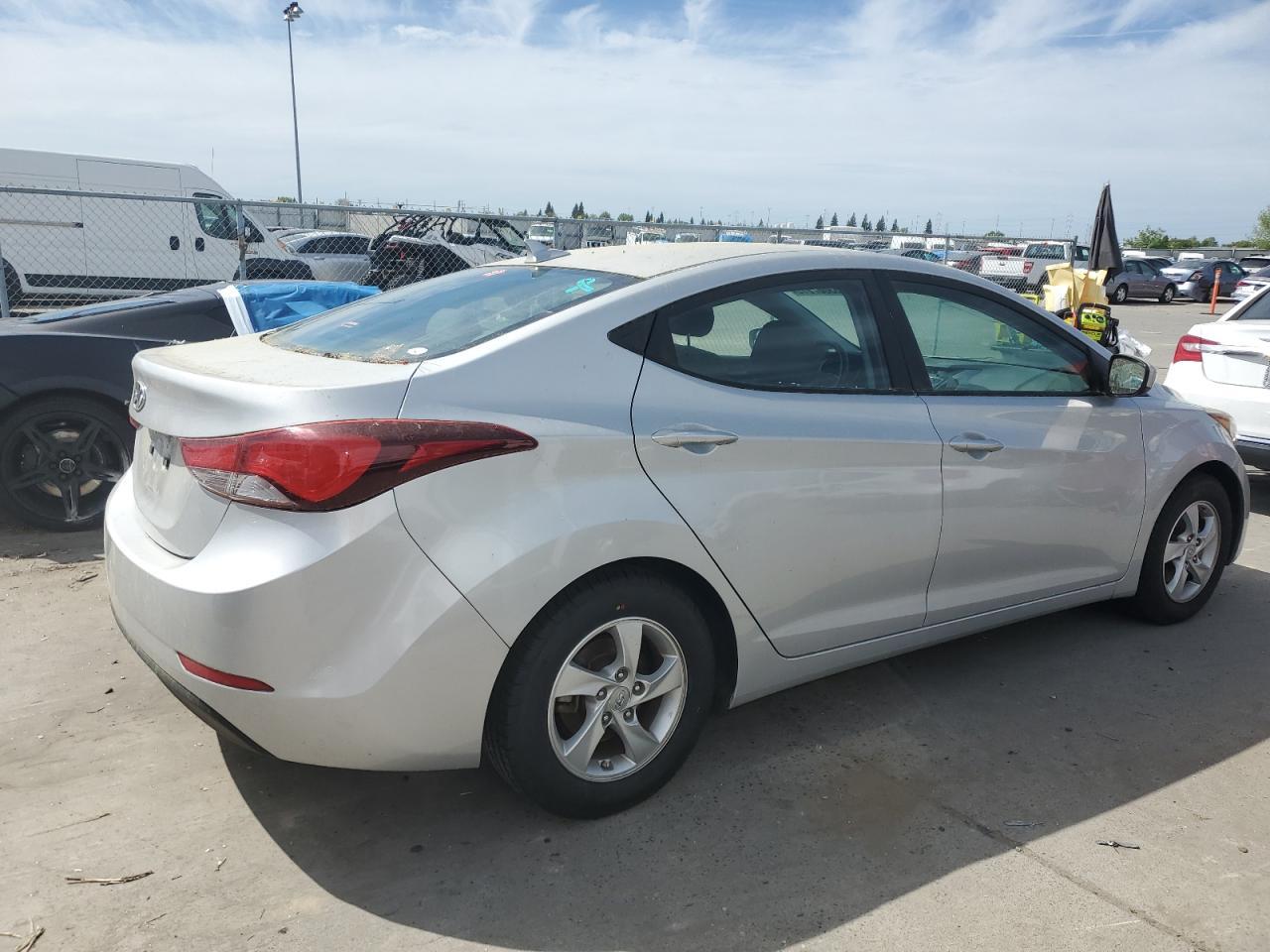 2014 HYUNDAI ELANTRA SE - Фото 3