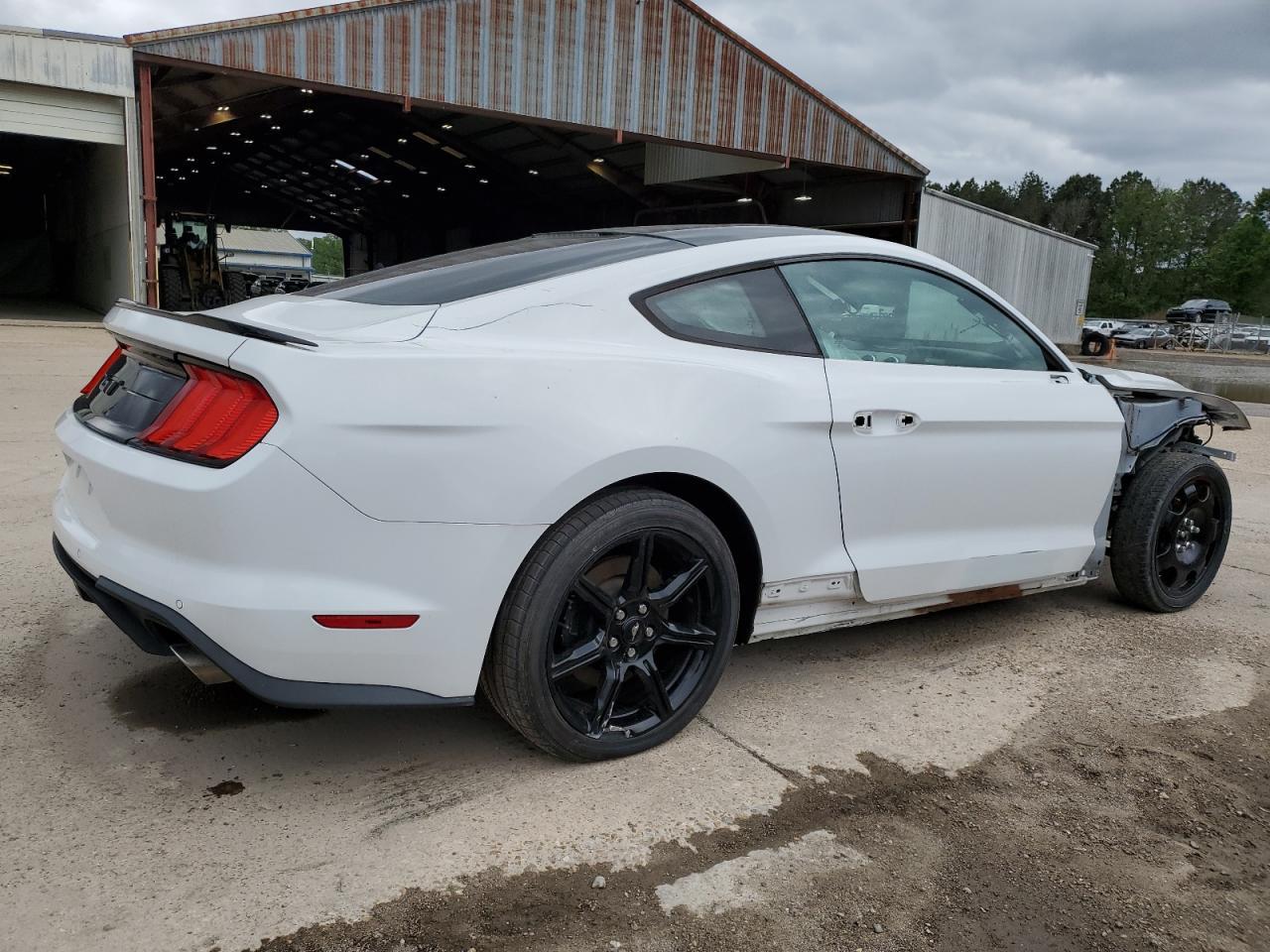 2018 FORD MUSTANG GT - Фото 3