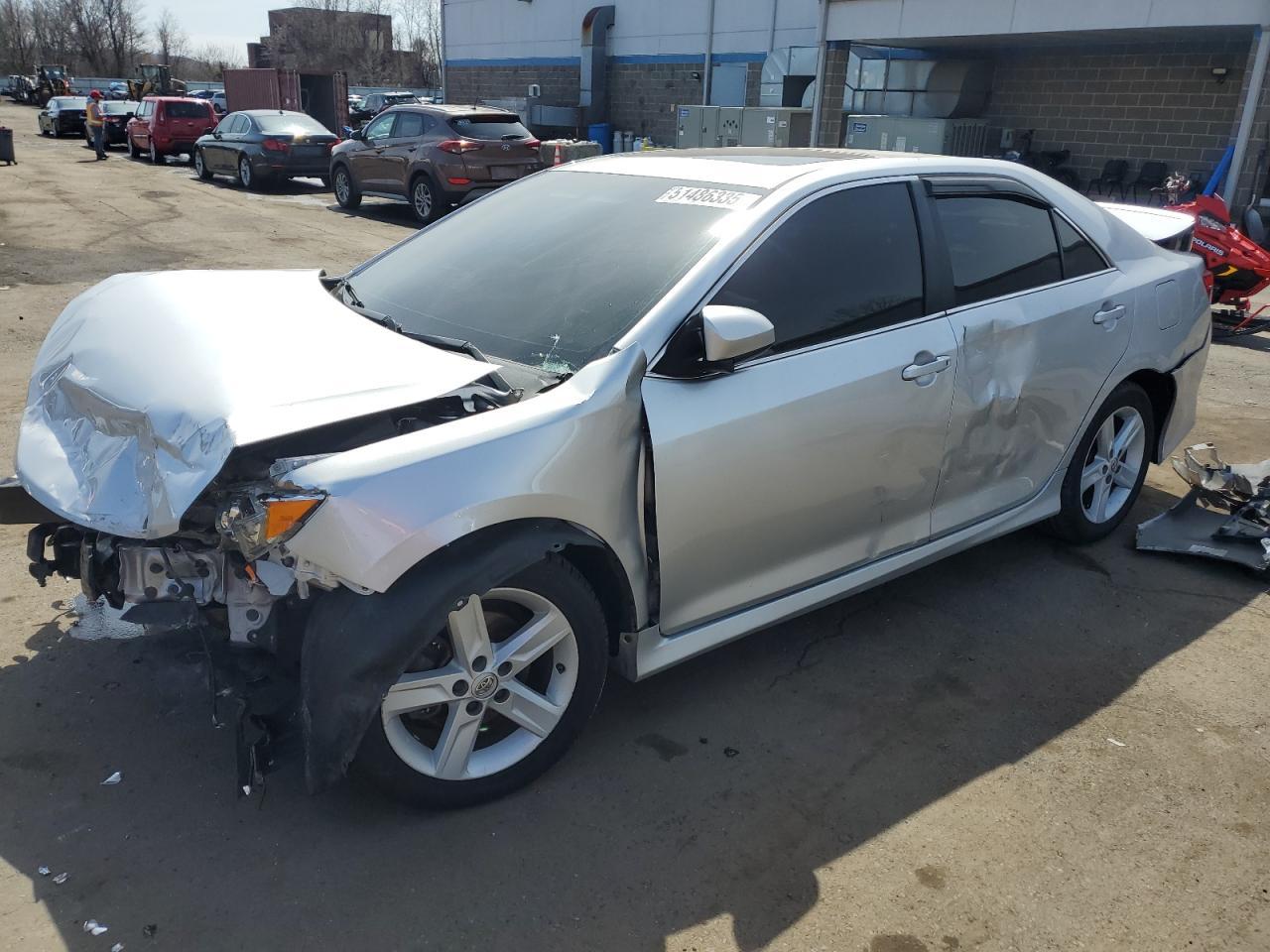 2013 TOYOTA CAMRY L