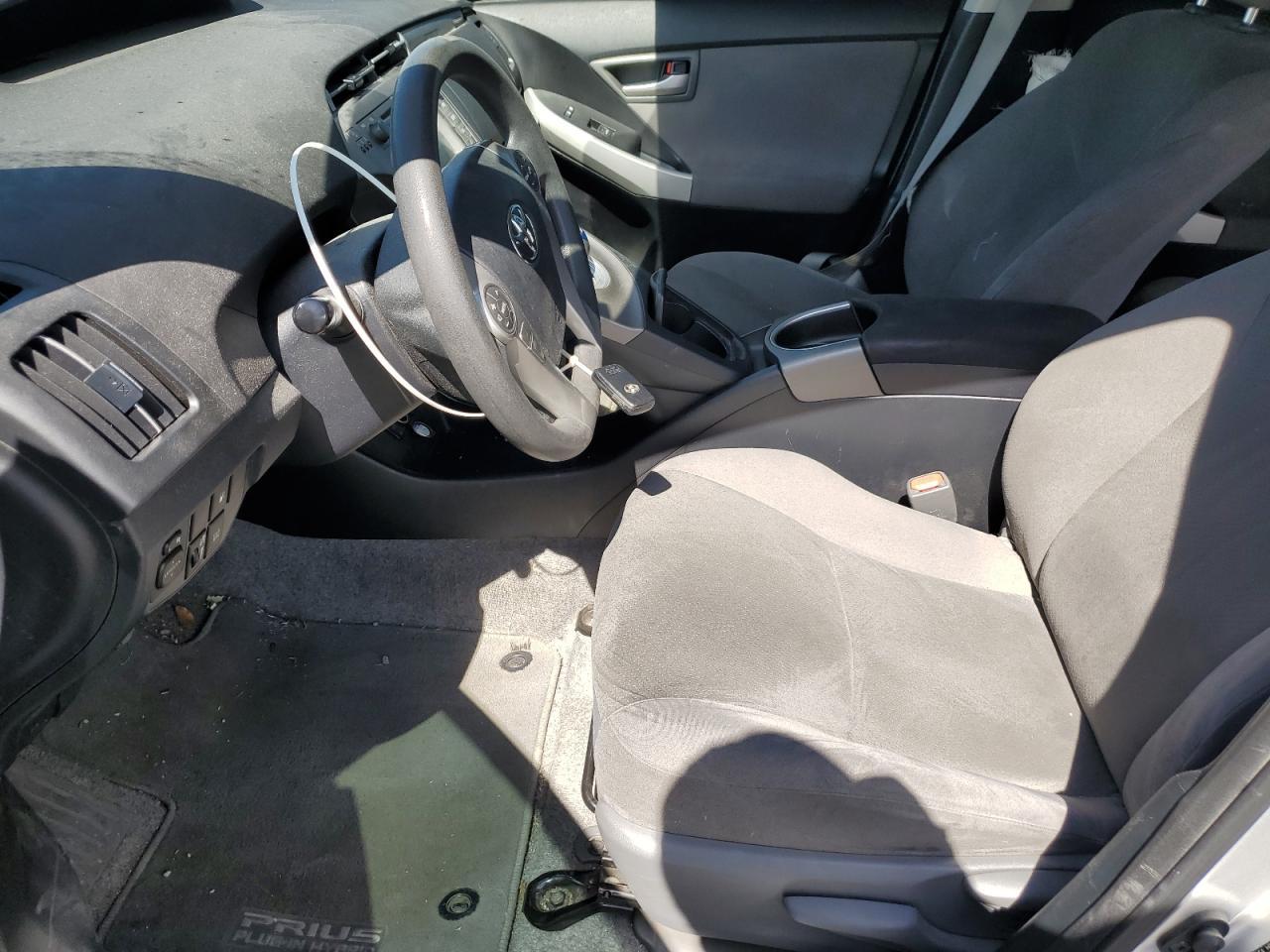 2014 TOYOTA PRIUS PLUG - Image 7
