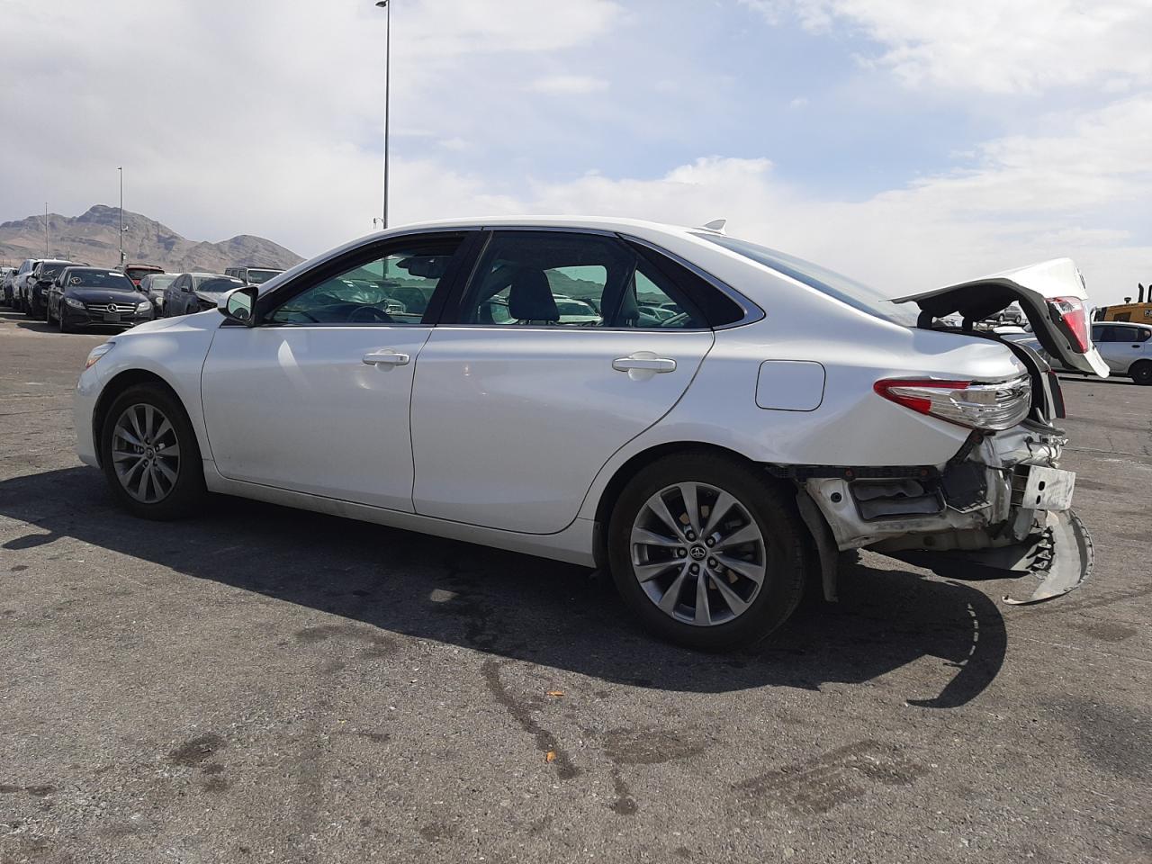 2017 TOYOTA CAMRY LE - Image 2