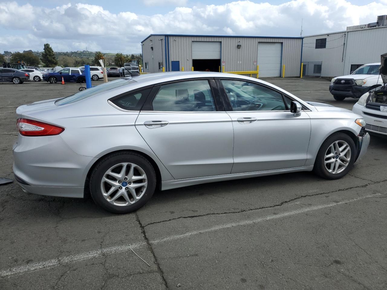 2013 FORD FUSION SE - Фото 3