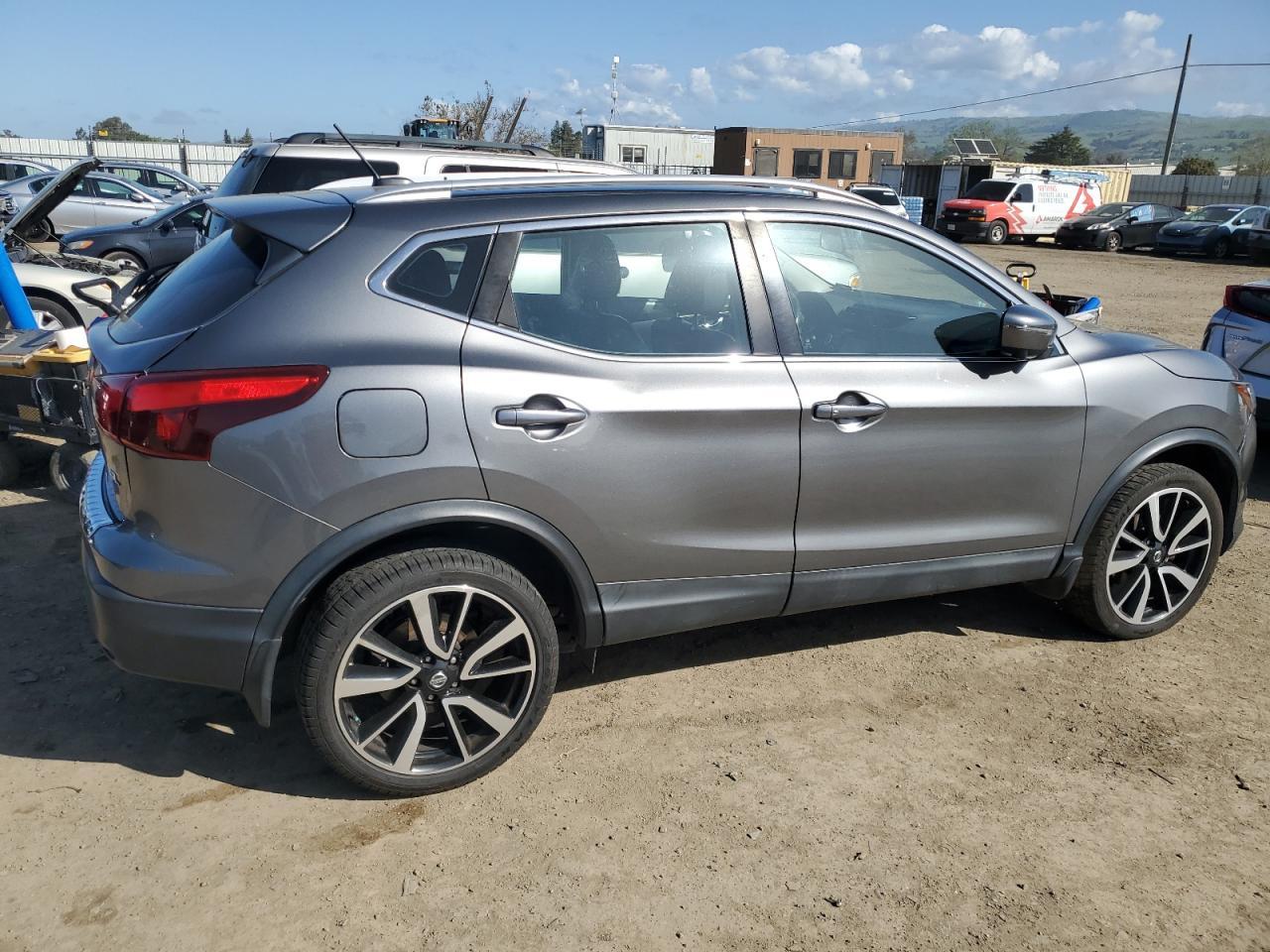 2017 NISSAN ROGUE SPOR - Фото 3