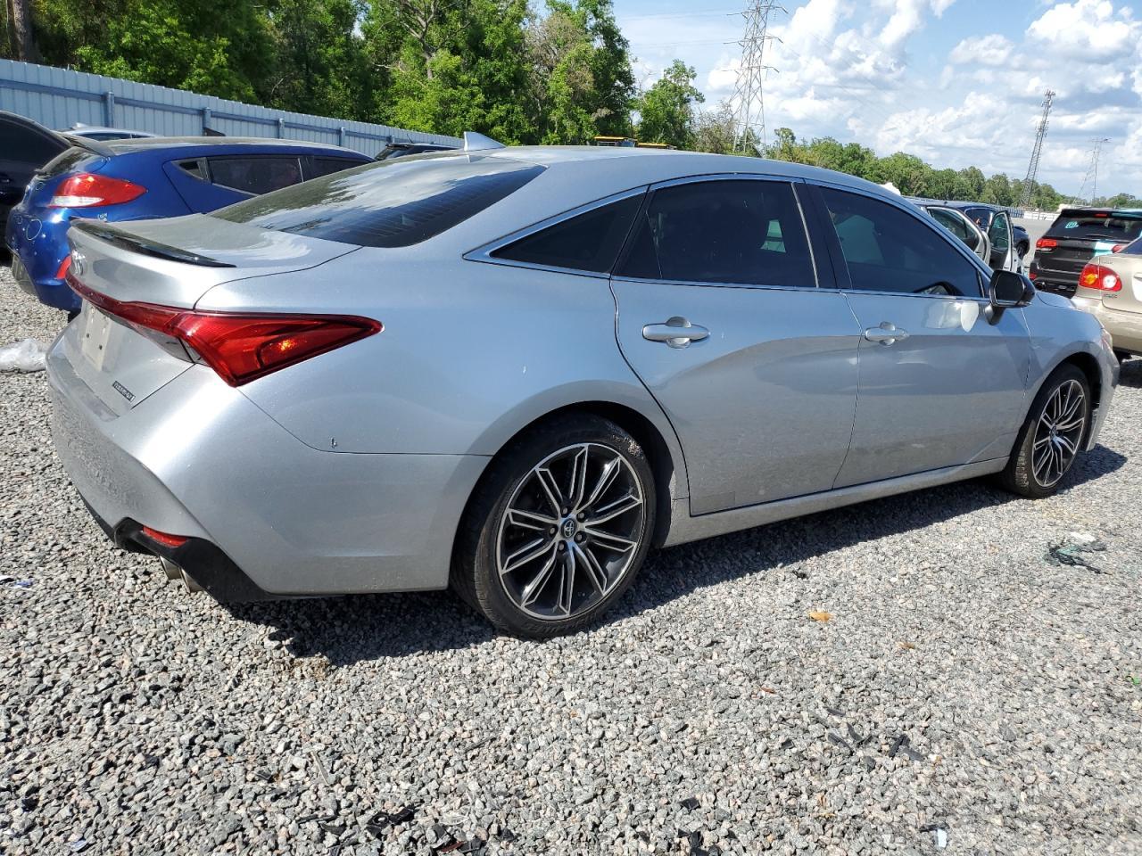 2019 TOYOTA AVALON XLE - Фото 3