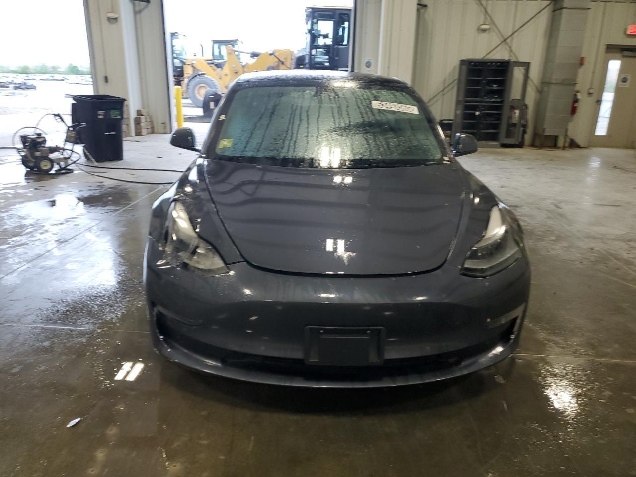 2022 TESLA MODEL 3 - Фото 5