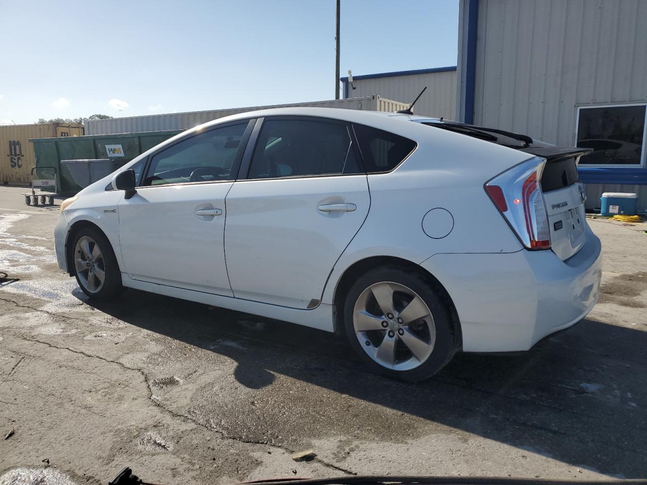 2013 TOYOTA PRIUS - Фото 2