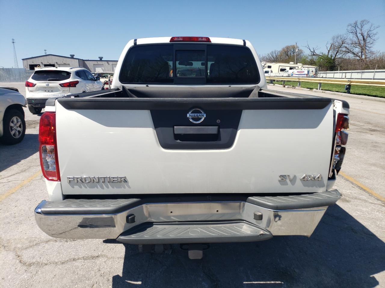 2019 NISSAN FRONTIER S - Фото 6