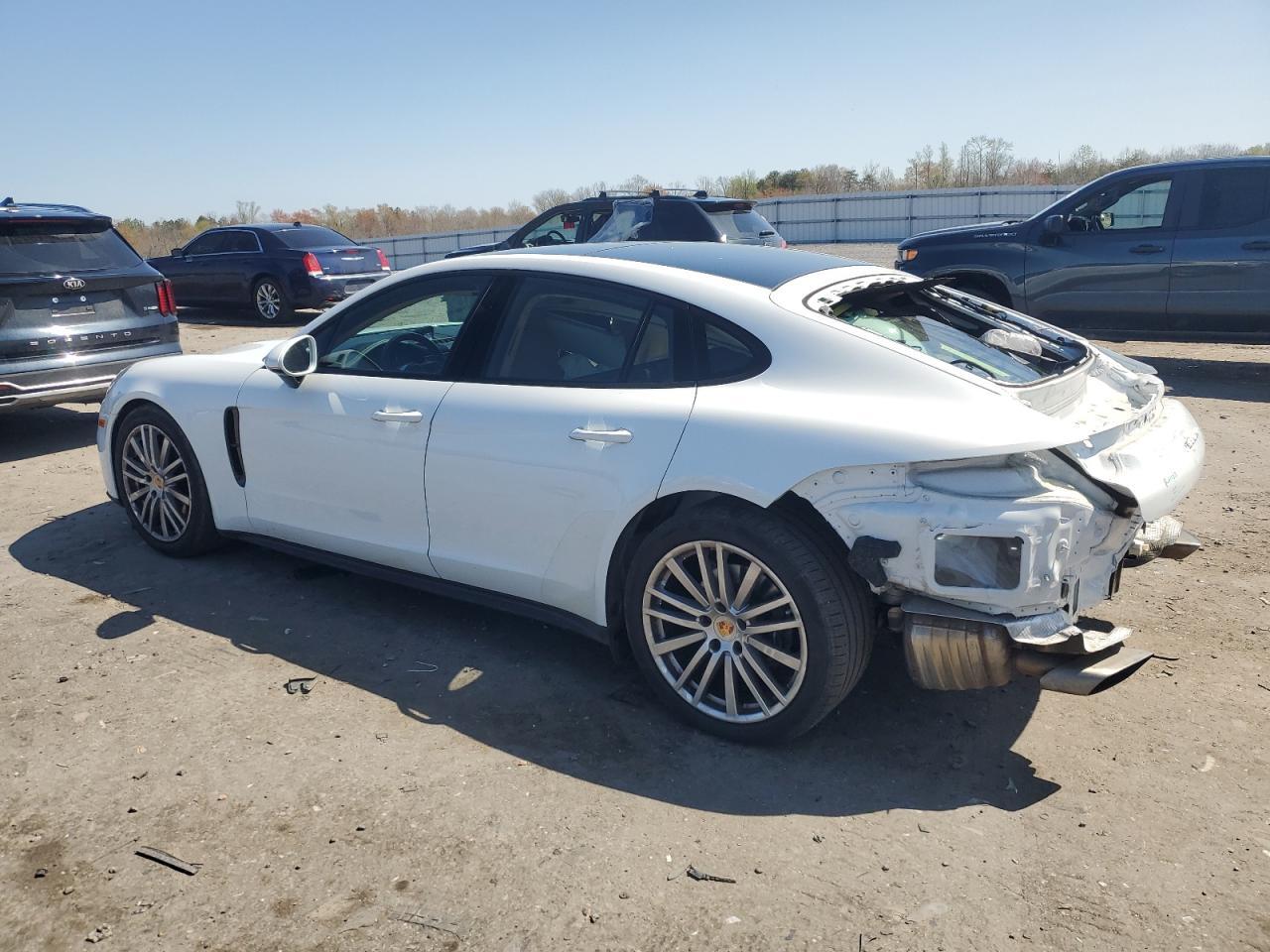 2018 PORSCHE PANAMERA 4 - Фото 2