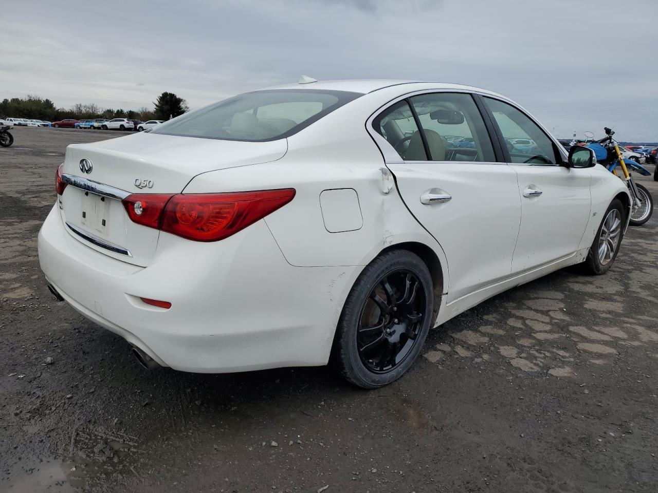 2014 INFINITI Q50 BASE - Image 3