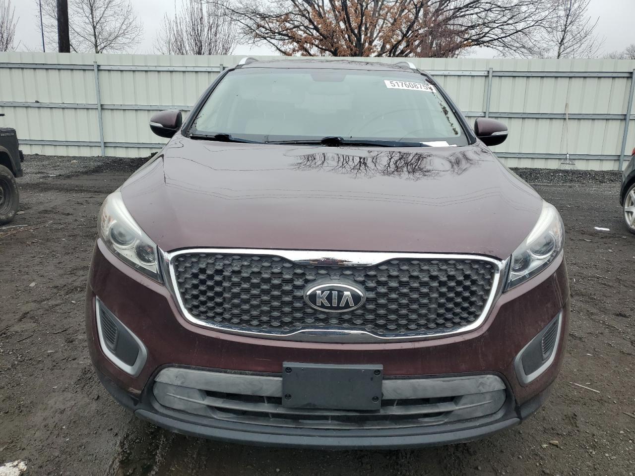 2016 KIA SORENTO LX - Image 5