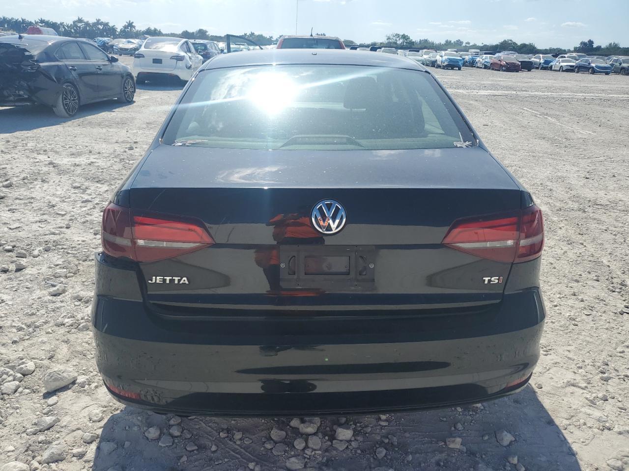 2016 VOLKSWAGEN JETTA S - Image 6