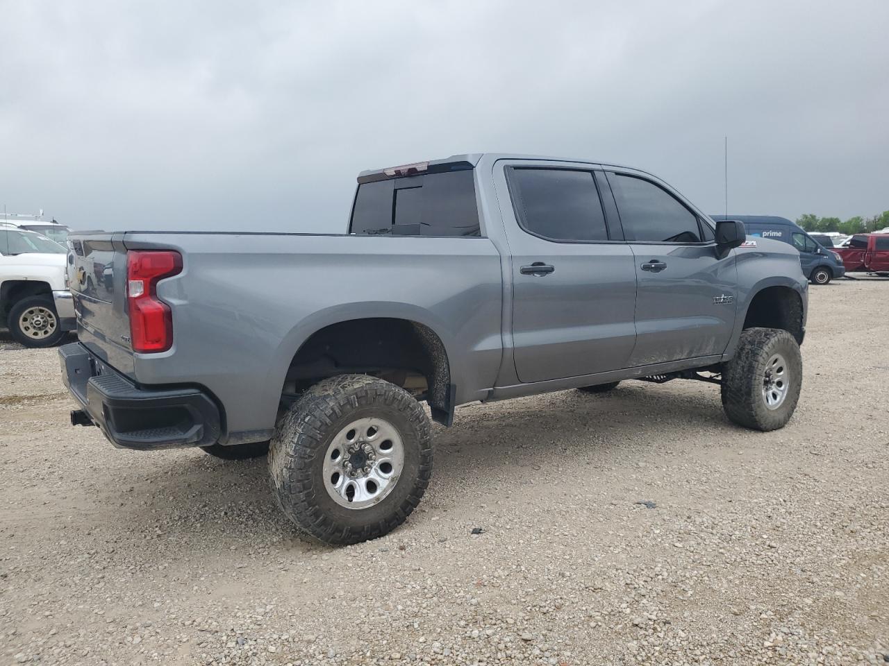 2021 CHEVROLET SILVERADO - Фото 3