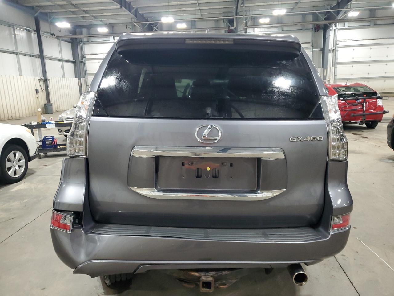2017 LEXUS GX 460 - Фото 6