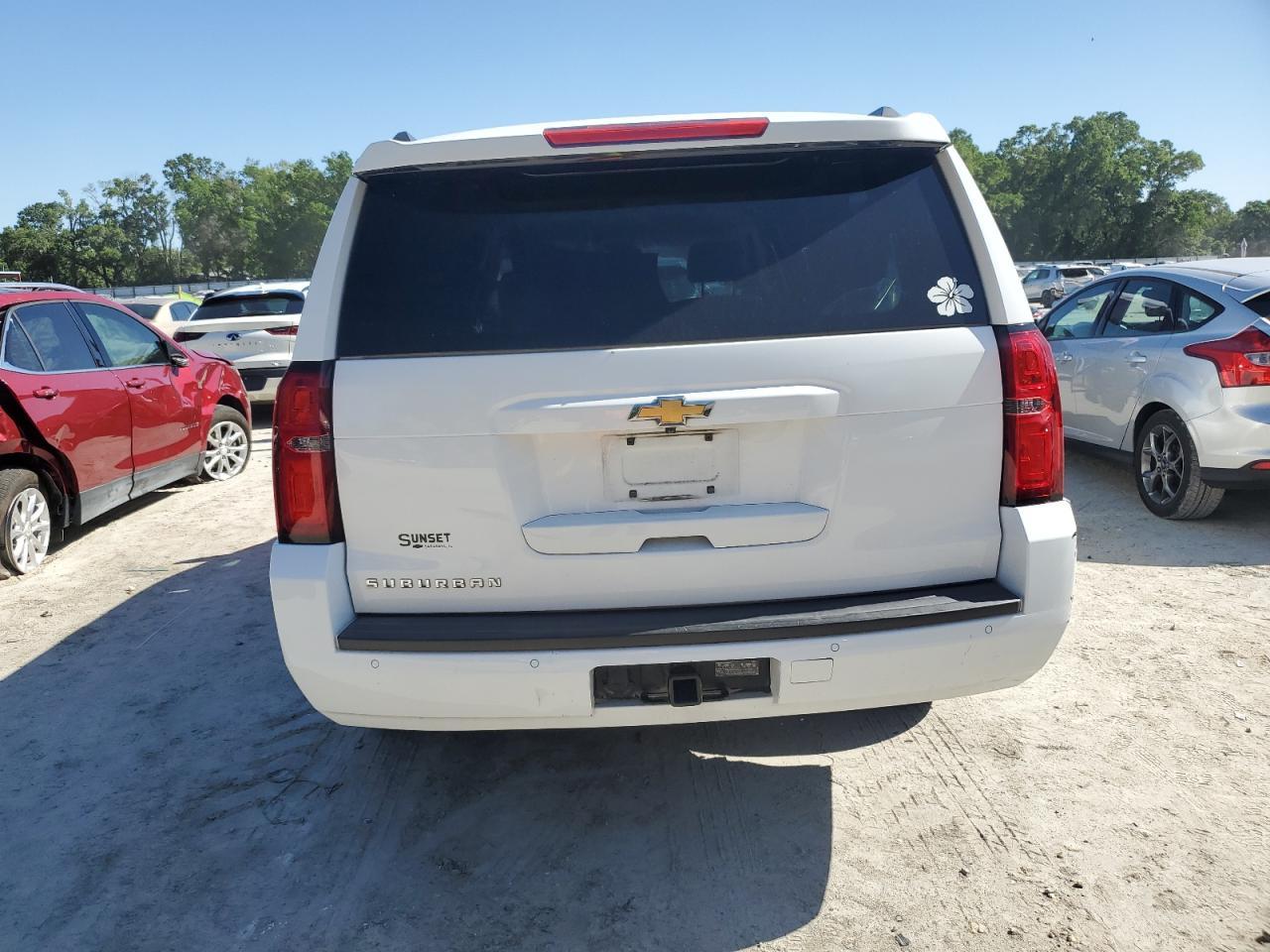 2015 CHEVROLET SUBURBAN C - Image 6