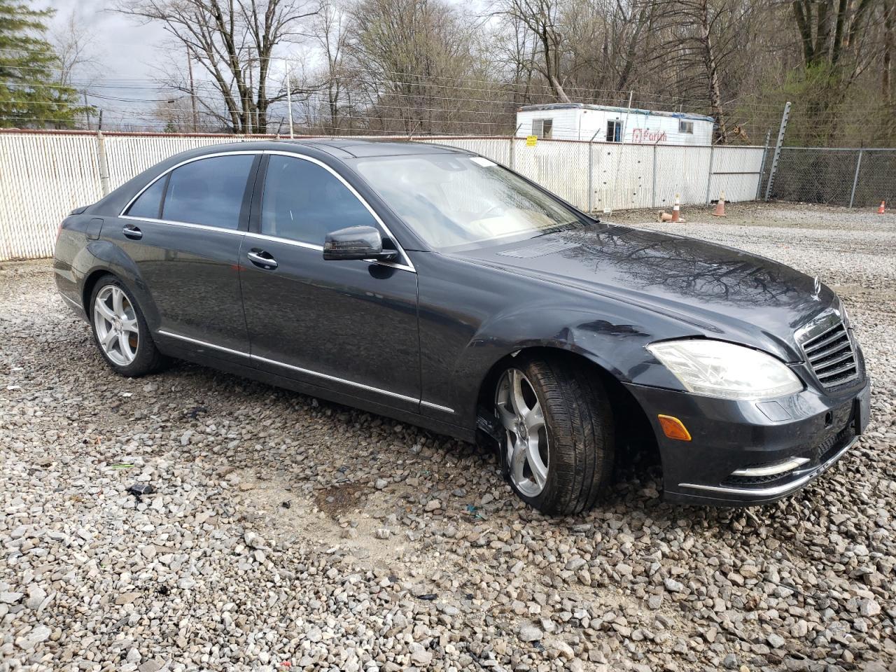 2013 MERCEDES-BENZ S 550 4MAT - Image 4