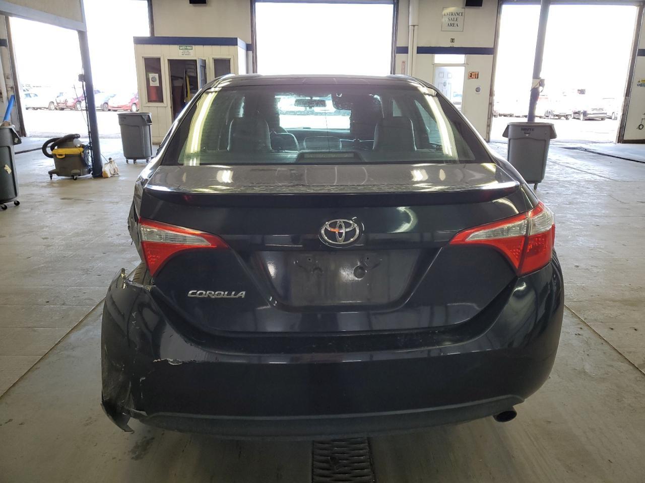 2015 TOYOTA COROLLA L - Фото 6