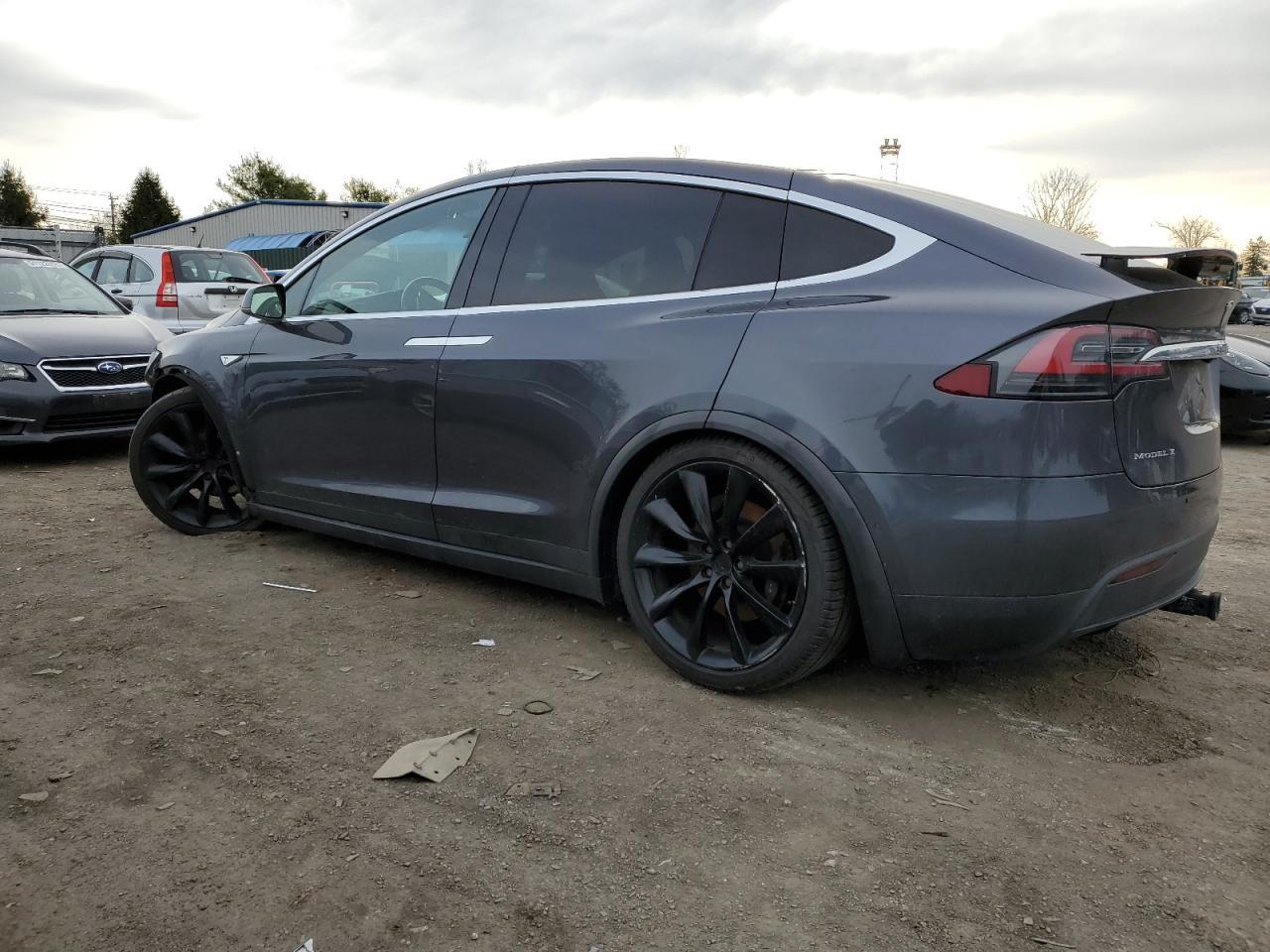 2016 TESLA MODEL X - Image 2