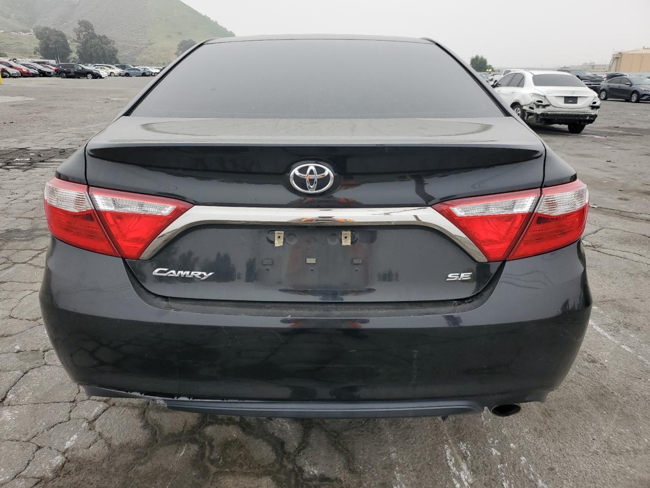 2017 TOYOTA CAMRY LE - Image 6