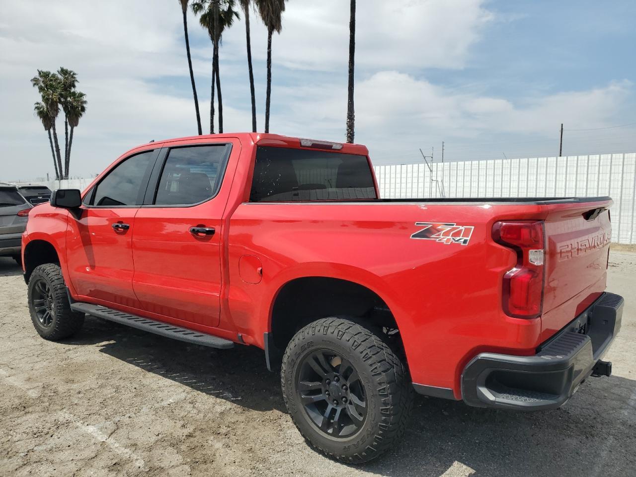 2021 CHEVROLET SILVERADO - Фото 2