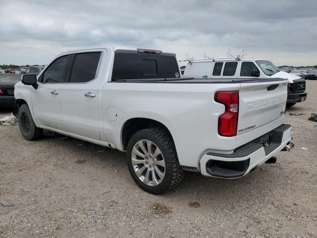 2019 CHEVROLET SILVERADO - Фото 2