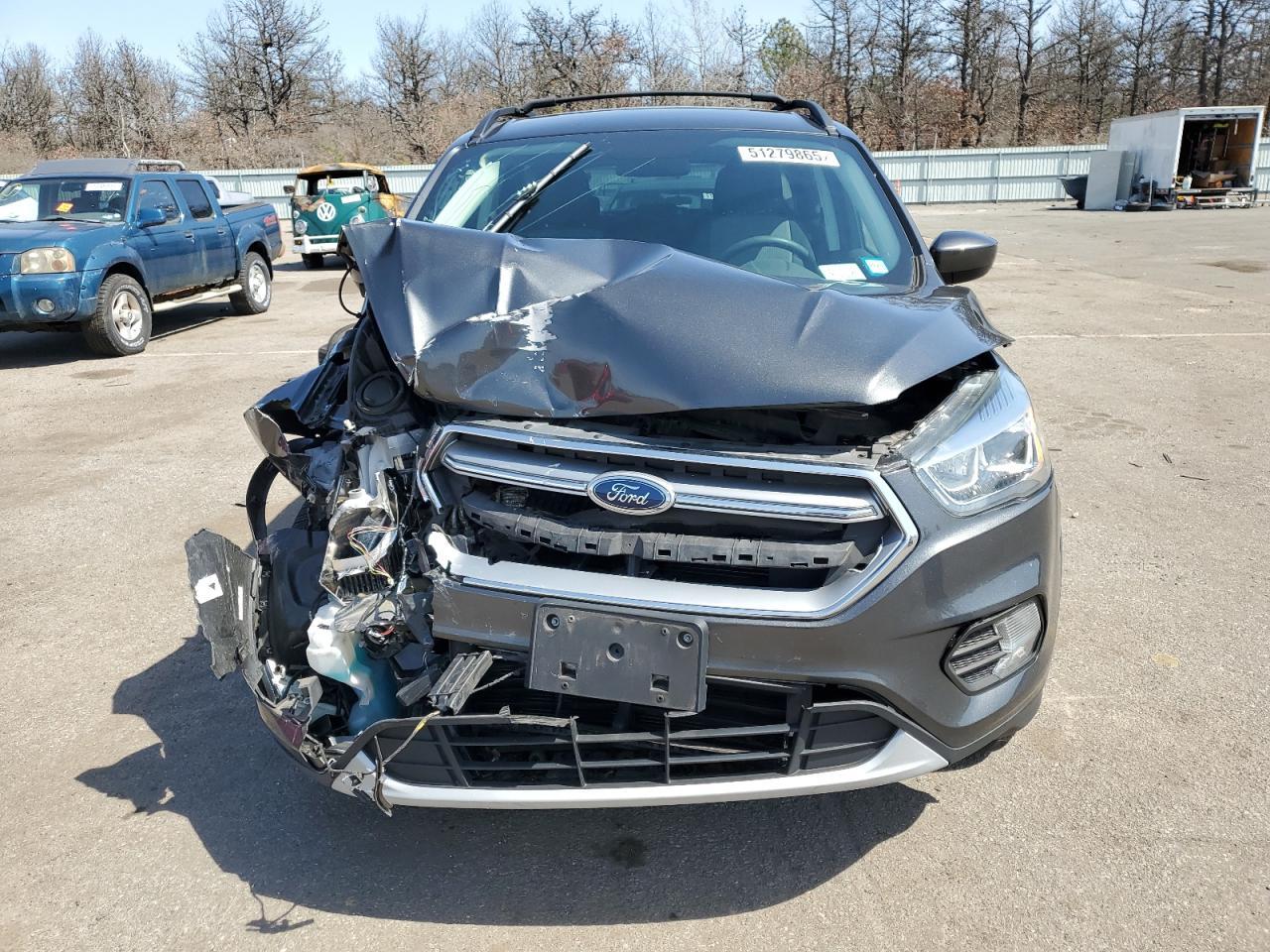 2017 FORD ESCAPE SE - Фото 5