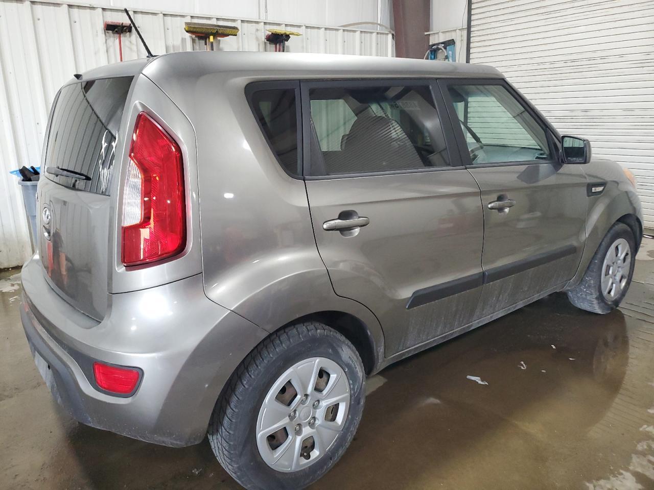 2013 KIA SOUL - Image 3