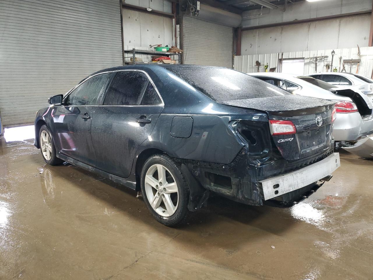 2014 TOYOTA CAMRY L - Image 2