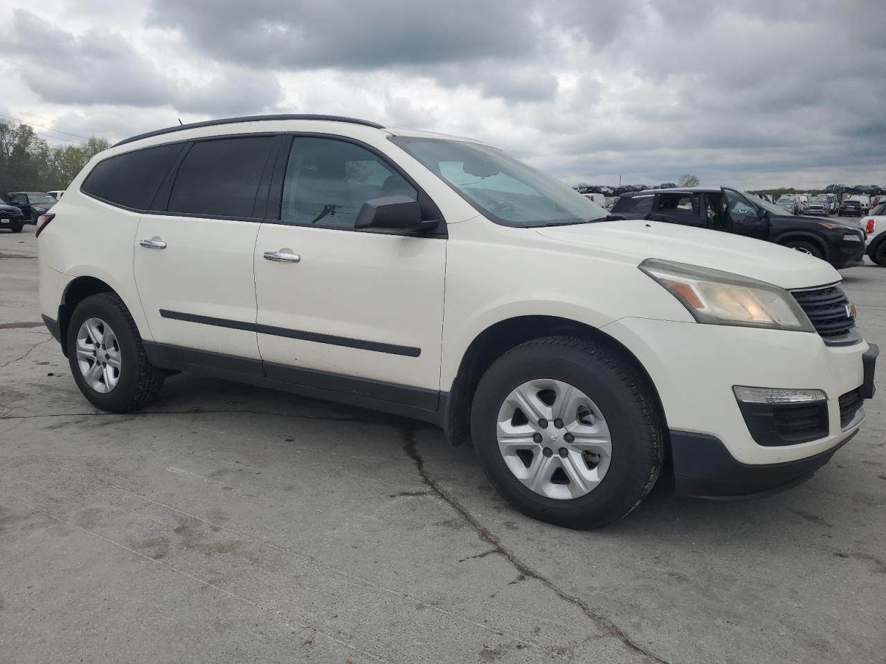 2015 CHEVROLET TRAVERSE L - Фото 4