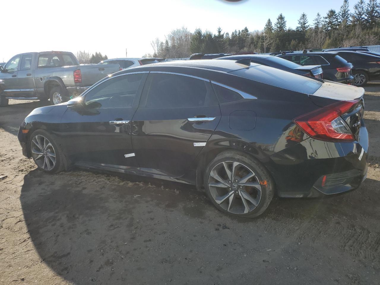 2019 HONDA CIVIC TOUR - Image 2