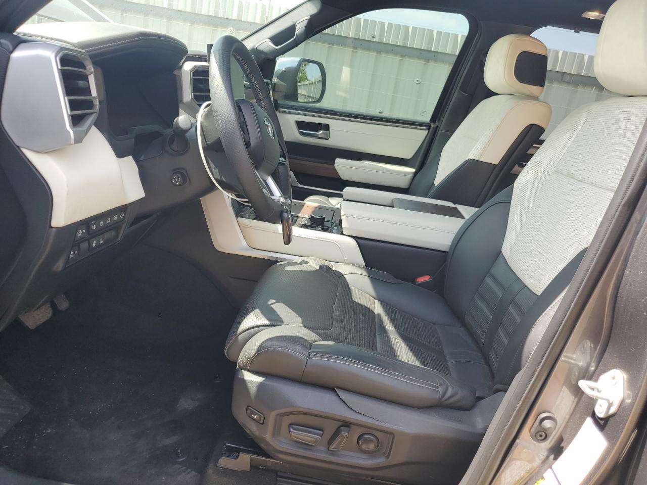 2023 TOYOTA SEQUOIA SR - Image 7