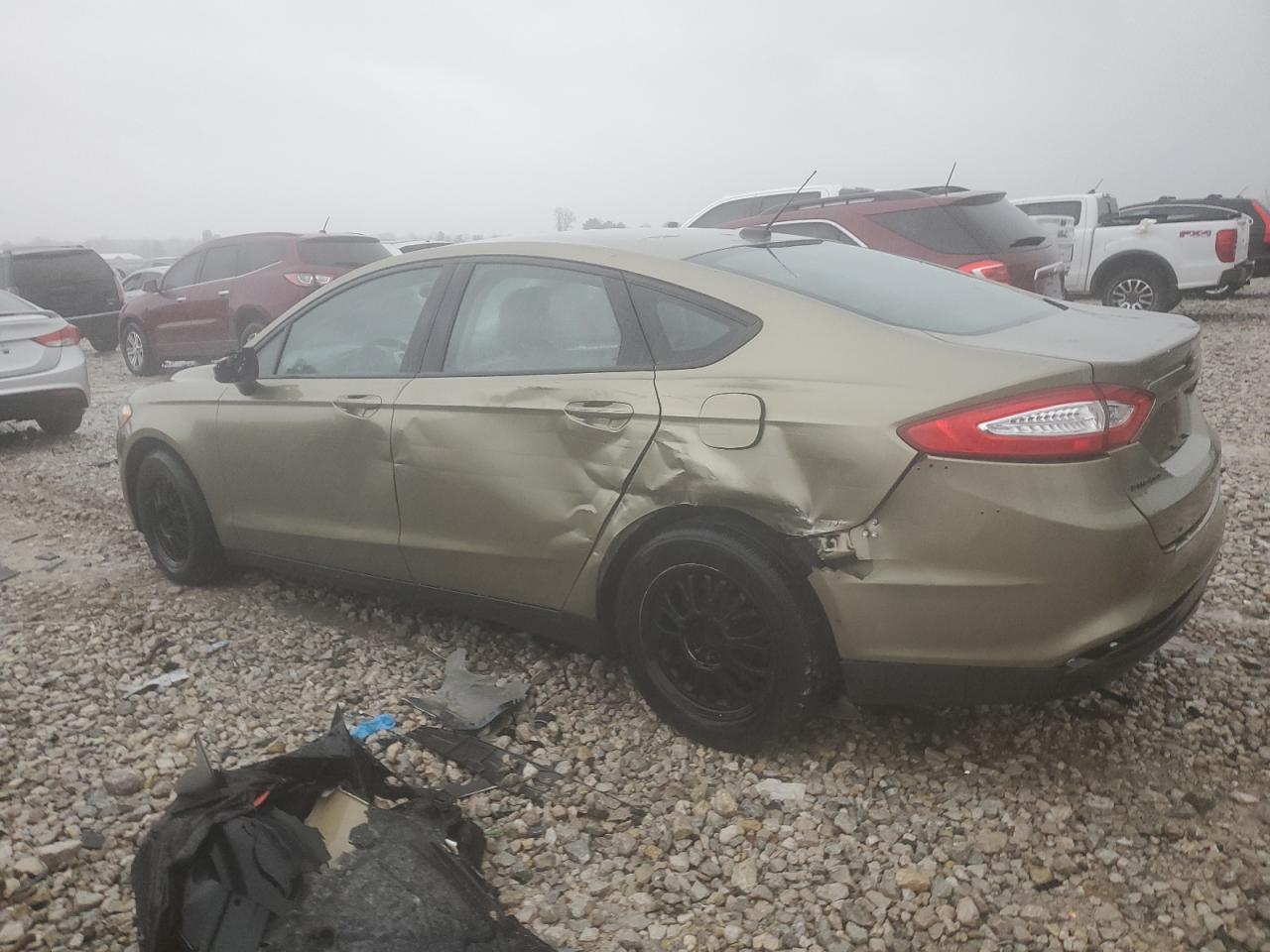 2013 FORD FUSION S - Image 2