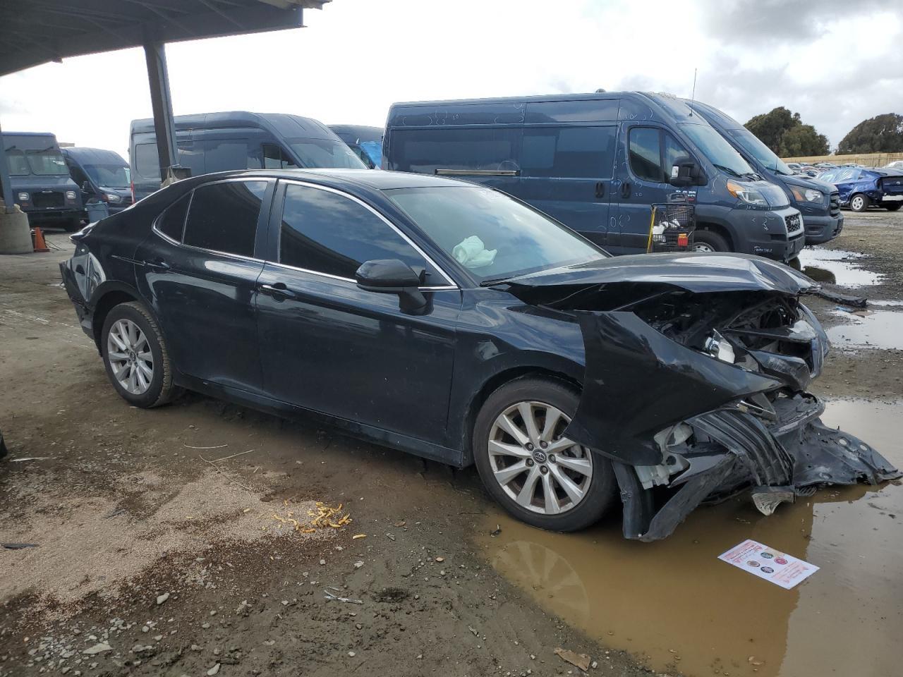 2020 TOYOTA CAMRY LE - Фото 4