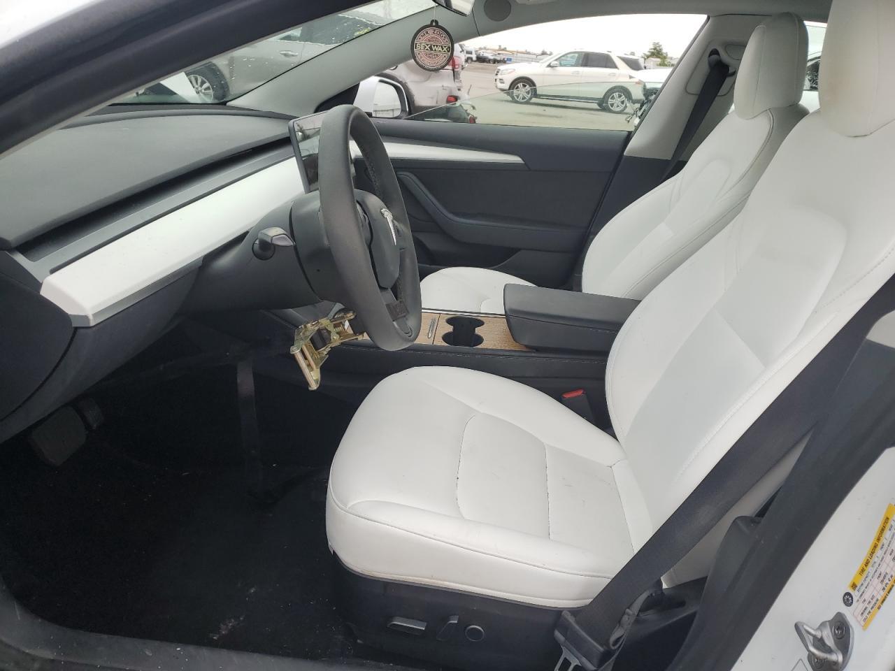 2022 TESLA MODEL 3 - Image 7