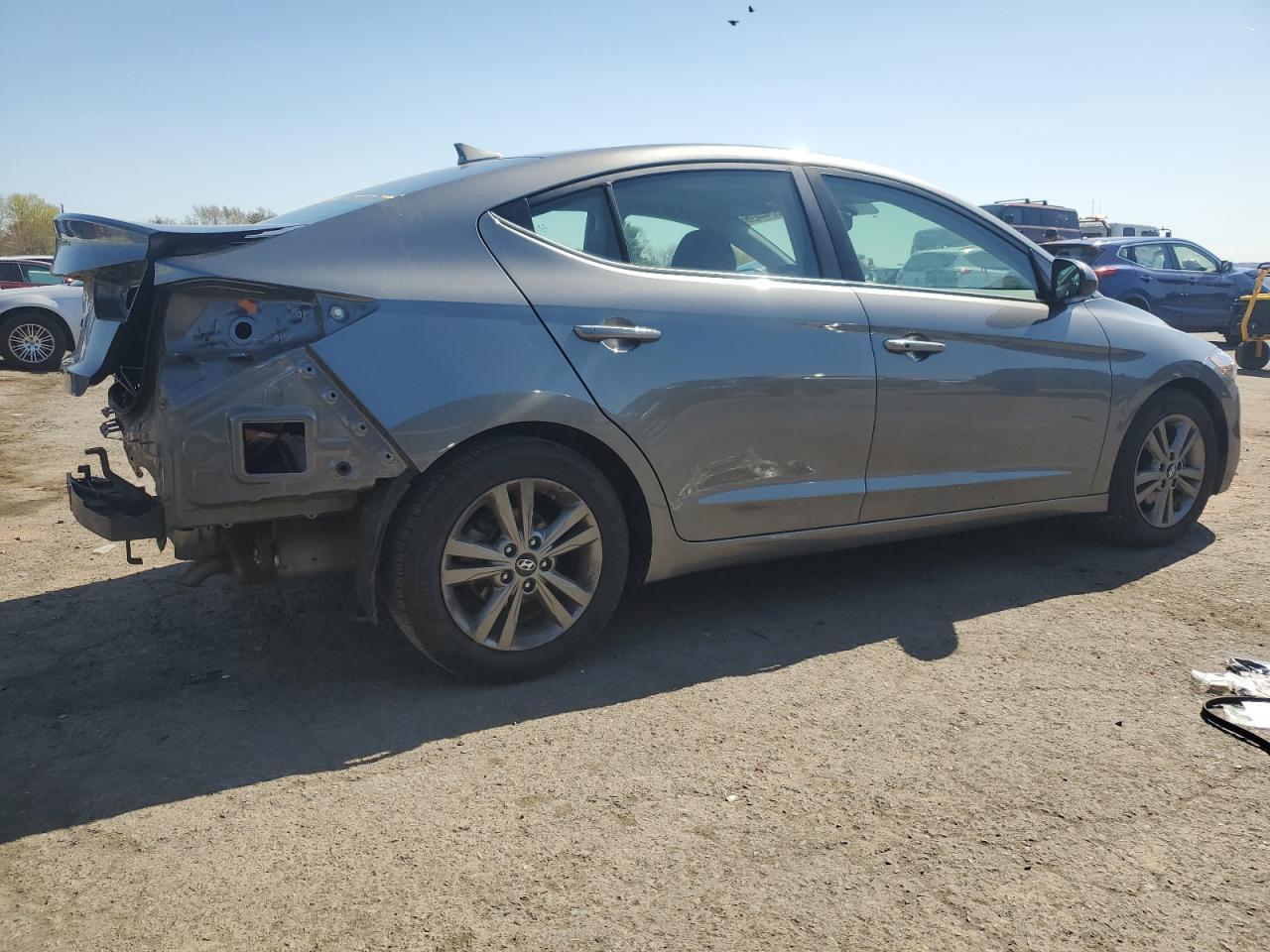 2018 HYUNDAI ELANTRA SE - Image 3