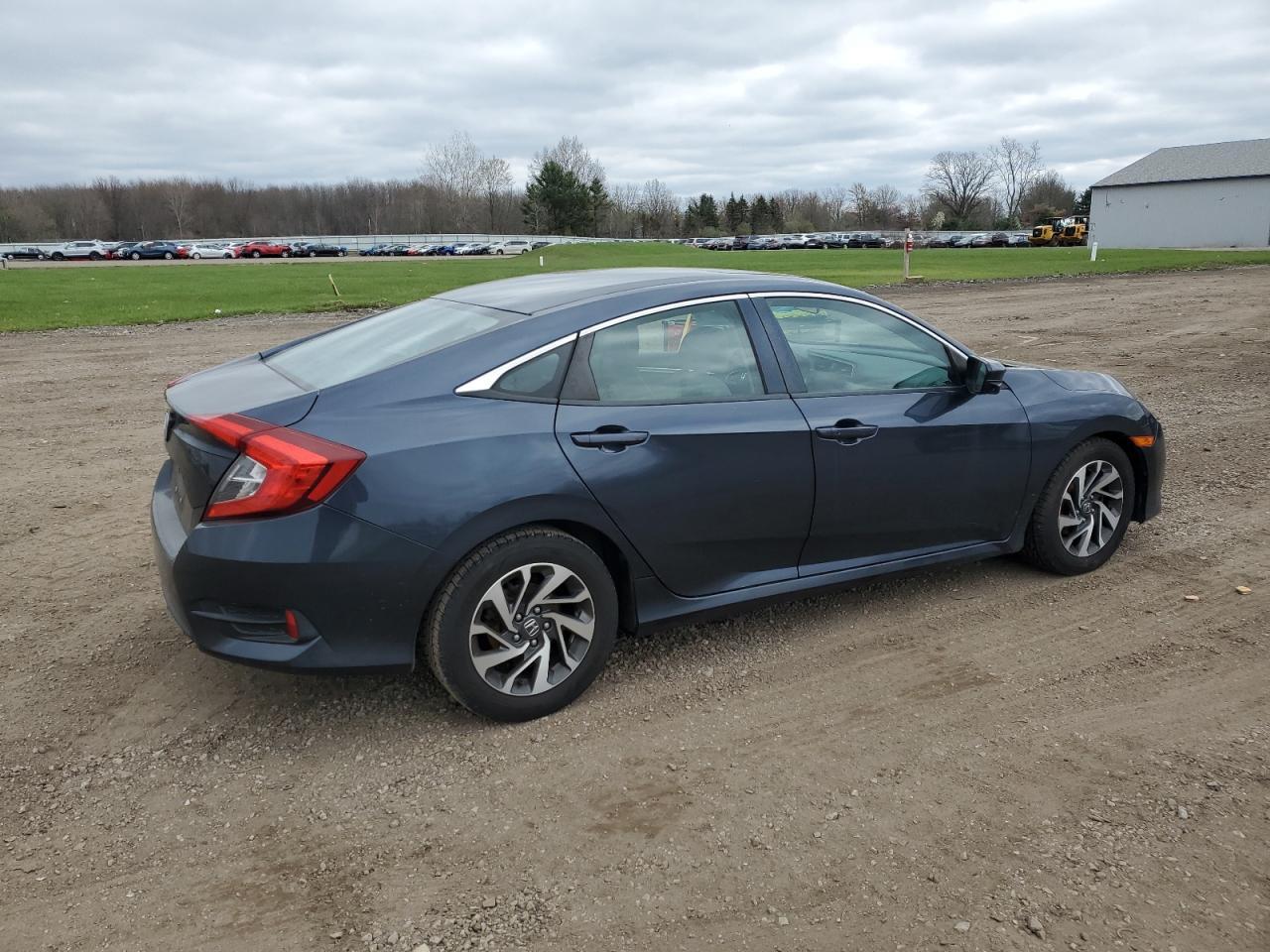 2016 HONDA CIVIC EX - Фото 3