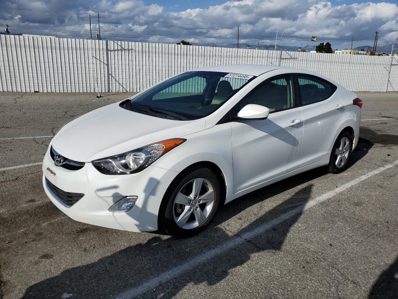 2013 HYUNDAI ELANTRA GL