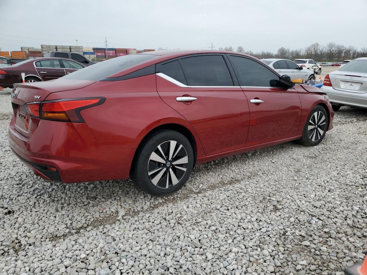 2020 NISSAN ALTIMA SV - Фото 3