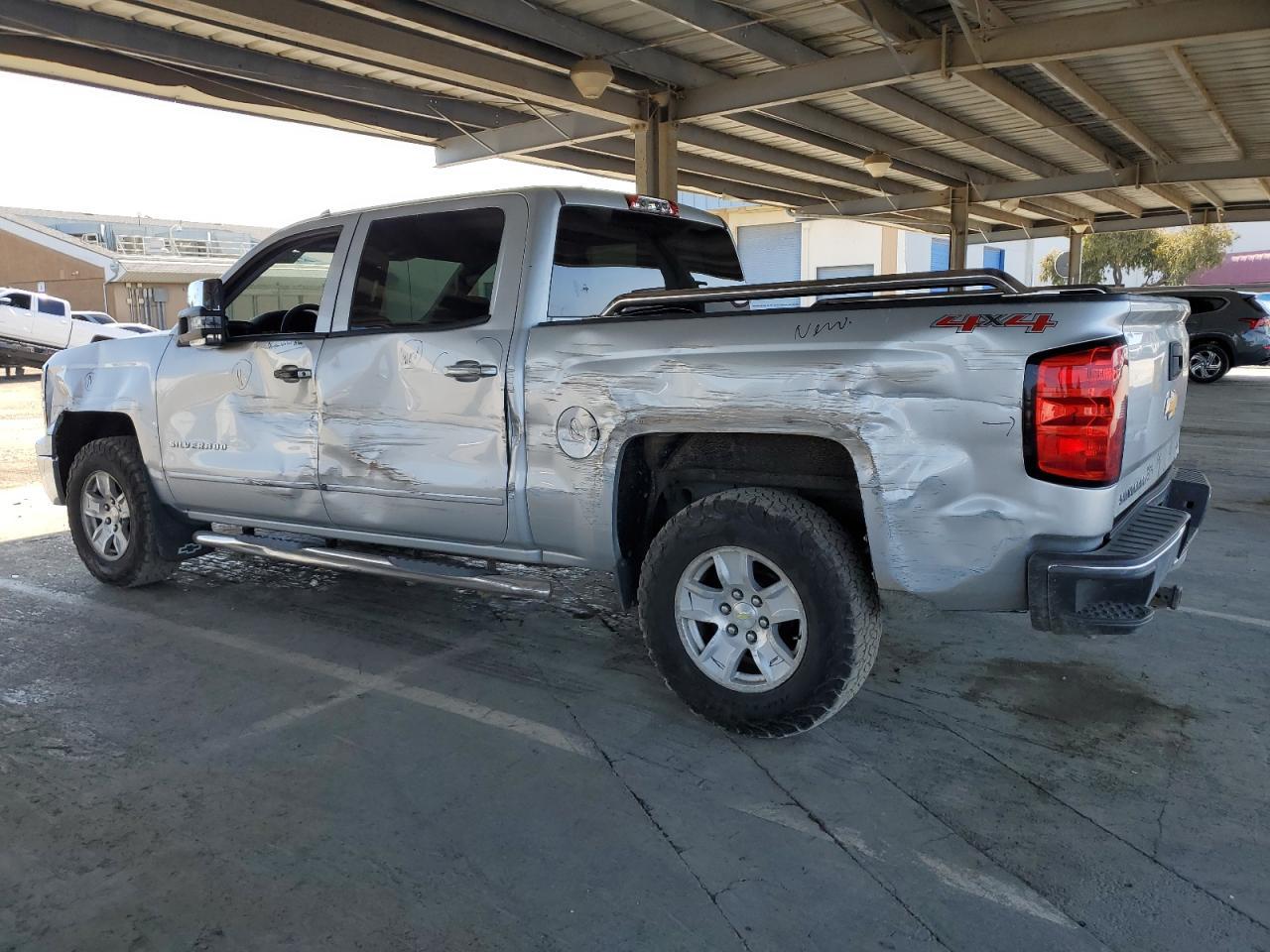 2015 CHEVROLET SILVERADO - Image 2