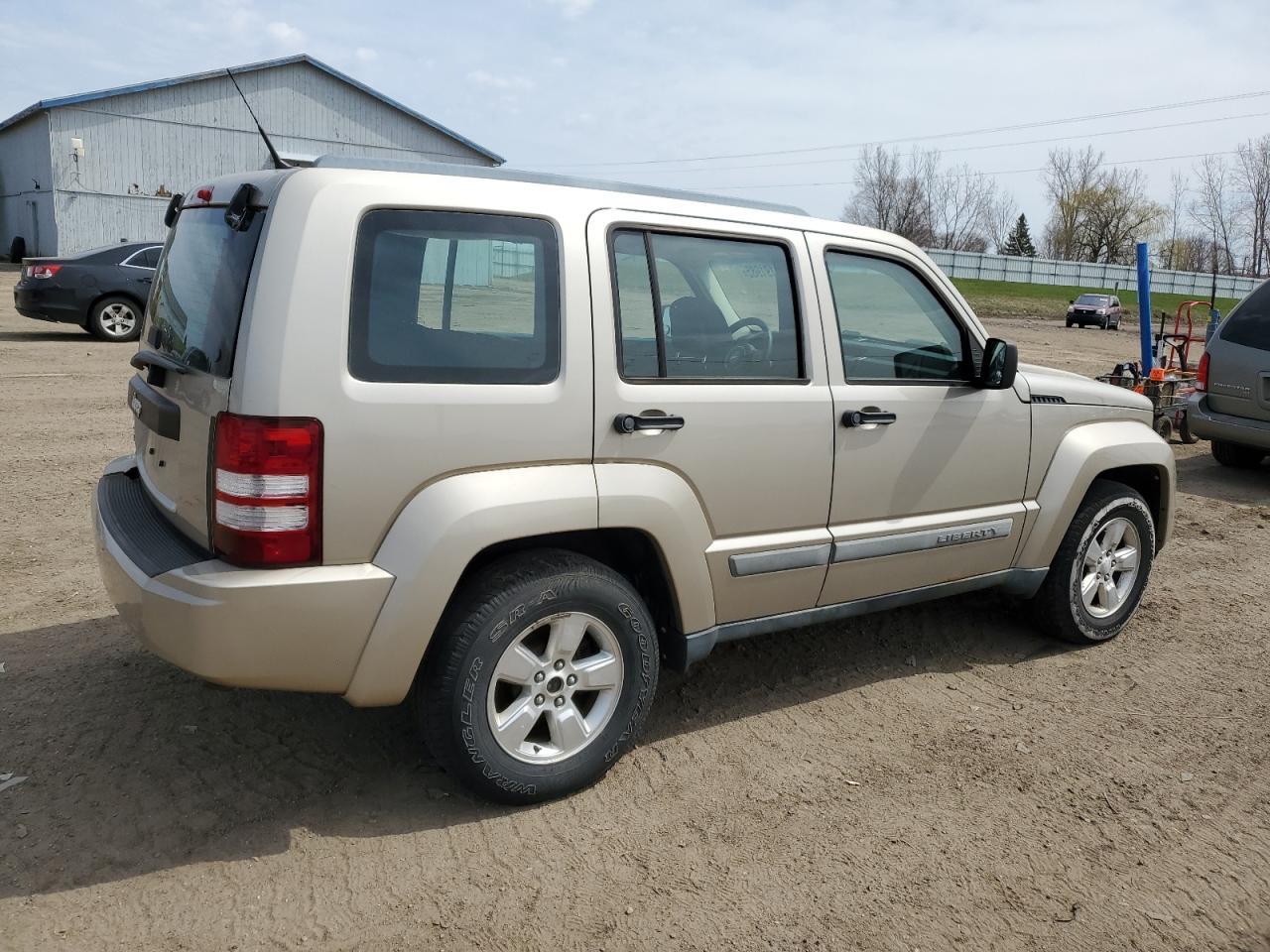 2011 JEEP LIBERTY SP - Фото 3