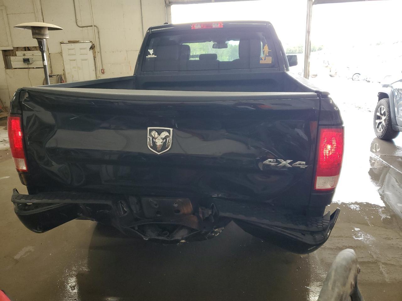 2018 RAM 1500 ST - Image 6