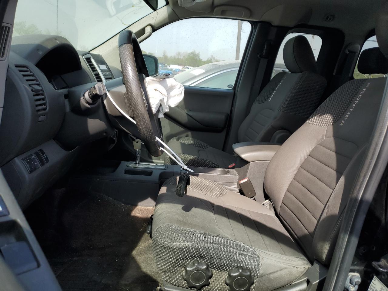 2012 NISSAN FRONTIER S - Фото 7