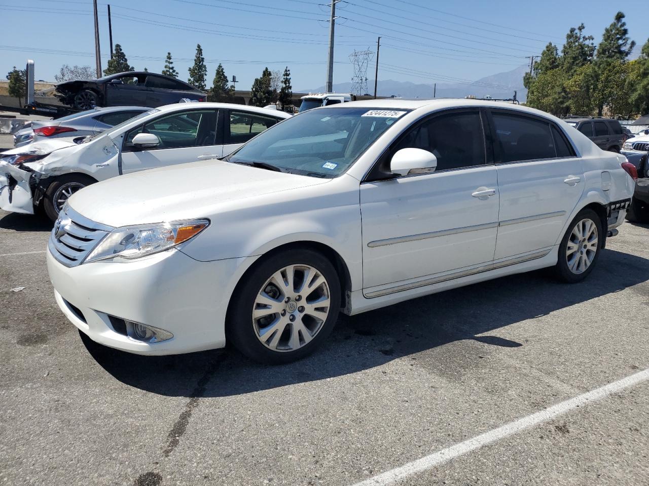 2011 TOYOTA AVALON BAS